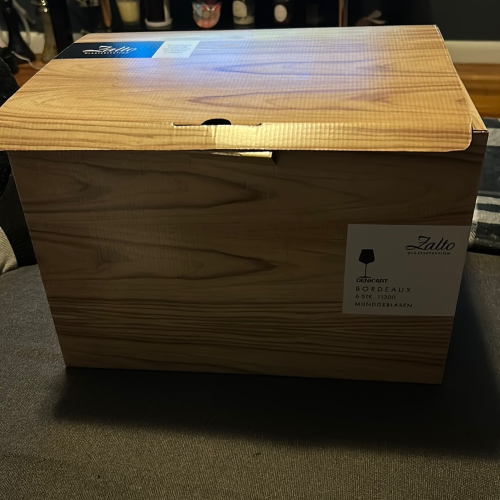 zalto bordeaux mundgeblasen glass 6 pack. But  I am selling 4